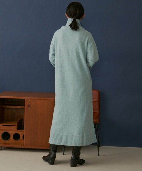 Aunt Marie's(アントマリーズ)の「レイヤード風深Vネックニットワンピース【2WAY】/AuntMarie’s(ワンピース・レディース・グレー/ブラック/ライトブルー・FREE)」の9枚目の写真