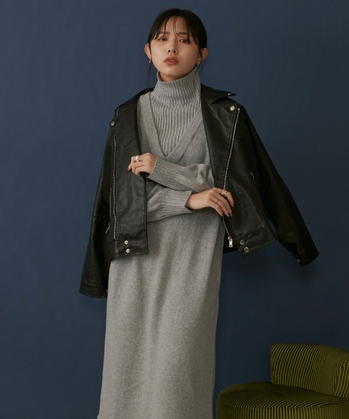 Aunt Marie's(アントマリーズ)の「レイヤード風深Vネックニットワンピース【2WAY】/AuntMarie’s(ワンピース・レディース・グレー/ブラック/ライトブルー・FREE)」の21枚目の写真