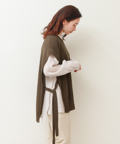 Social GIRL（ソーシャルガール）の「サイドリボンビッグシルエットニットベスト（ベスト・レディース・ブラック/ブルー/モカ/グレイッシュベージュ/アイボリー・M）」の3枚目の写真