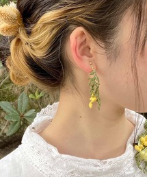 m.soeur（エムスール）の「ミモザの揺れピアス＊（ピアス（両耳用））」