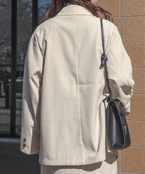 PairPair（ペアペア）の「ビッグシルエットダブルジャケット(セットアップ/ユニセックス)（テーラードジャケット・レディース・アイボリー/グレイッシュブルー・MEDIUM/LARGE）」の11枚目の写真
