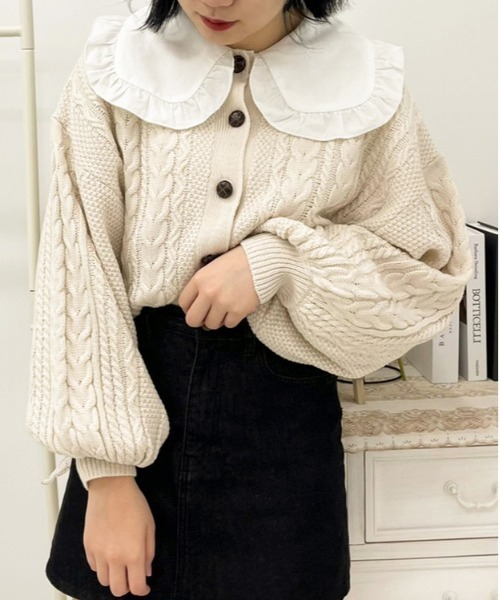apres jour(アプレジュール)の「ケーブル丸首カーデ【ZOZOTOWN限定アイテム】(カーディガン/ボレロ・レディース・アイボリー/クリーム/モカ/ラベンダー・X-LARGE/フリー)」の13枚目の写真