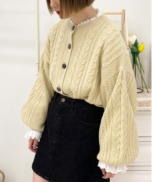 apres jour(アプレジュール)の「ケーブル丸首カーデ【ZOZOTOWN限定アイテム】(カーディガン/ボレロ・レディース・アイボリー/クリーム/モカ/ラベンダー・X-LARGE/フリー)」の22枚目の写真