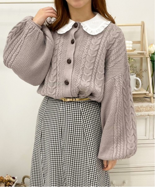 apres jour(アプレジュール)の「ケーブル丸首カーデ【ZOZOTOWN限定アイテム】(カーディガン/ボレロ・レディース・アイボリー/クリーム/モカ/ラベンダー・X-LARGE/フリー)」の10枚目の写真