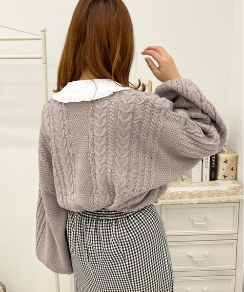 apres jour(アプレジュール)の「ケーブル丸首カーデ【ZOZOTOWN限定アイテム】(カーディガン/ボレロ・レディース・アイボリー/クリーム/モカ/ラベンダー・X-LARGE/フリー)」の8枚目の写真