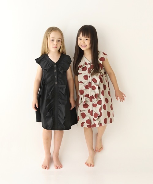 Rora（ローラ）の「アリーヤ ワンピース（2color)（ワンピース・キッズ・ブラック/ベージュ・100/110/120/130/140）」の11枚目の写真