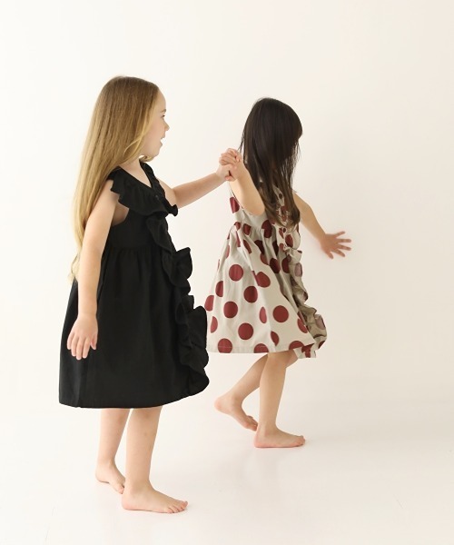 Rora（ローラ）の「アリーヤ ワンピース（2color)（ワンピース・キッズ・ブラック/ベージュ・100/110/120/130/140）」の8枚目の写真
