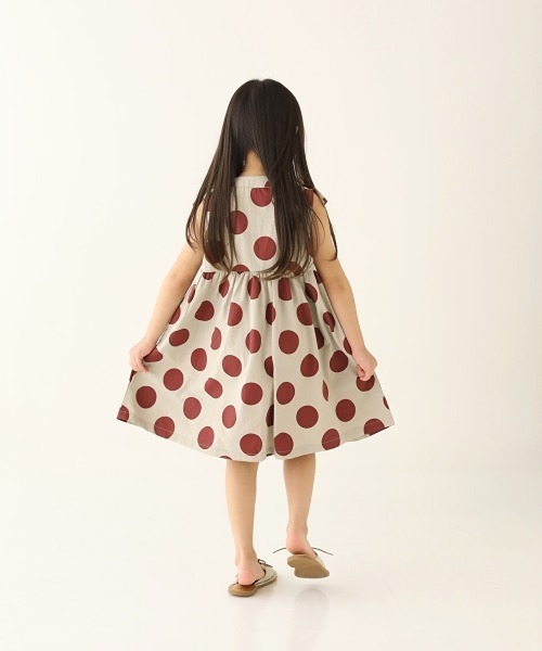 Rora（ローラ）の「アリーヤ ワンピース（2color)（ワンピース・キッズ・ブラック/ベージュ・100/110/120/130/140）」の10枚目の写真