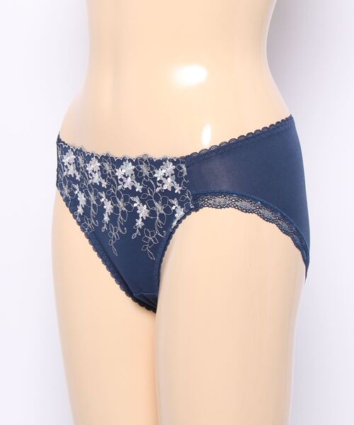 AMOSTYLE BY TRIUMPH(アモスタイルバイトリンプ)の「デイジーガーデン レギュラーショーツ AMST1336 Hikini JX(ショーツ・レディース・ホワイト/ライトブルー/ネイビー/ピンク/イエロー/グリーン・M/L)」の13枚目の写真