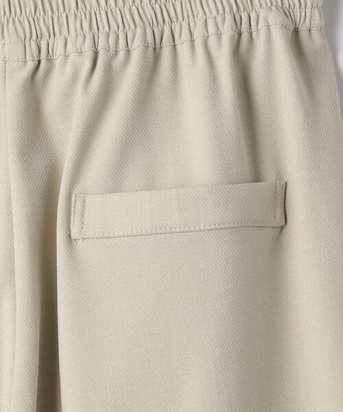 closet story（クローゼットストーリー）の「＜closet story＞□CSC ブッチャー ドロスト テーパードパンツ -手洗い可能-（スラックス・レディース・ライム/ナチュラル・FREE）」の6枚目の写真
