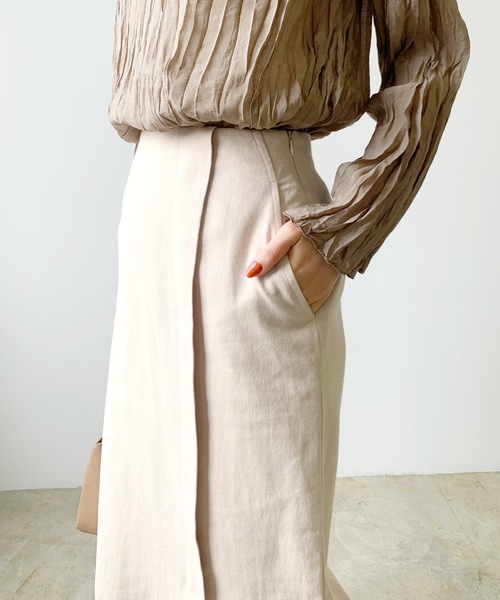 LIAN（リアン）の「リネンライクラップロングスカート（スカート・レディース・ブラウン/オフホワイト/ベージュ/イエロー・FREE）」の8枚目の写真