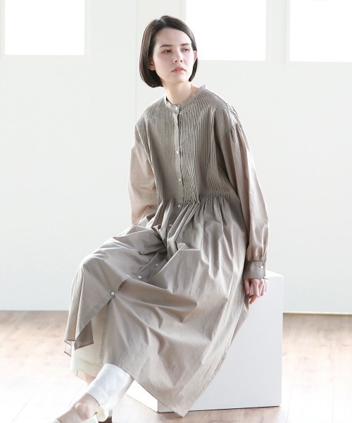 Pao de lo(パオデロ)の「ローンピンタックワンピース(ワンピース・レディース・ベージュ/オフホワイト/グリーン・9号/7号)」の3枚目の写真