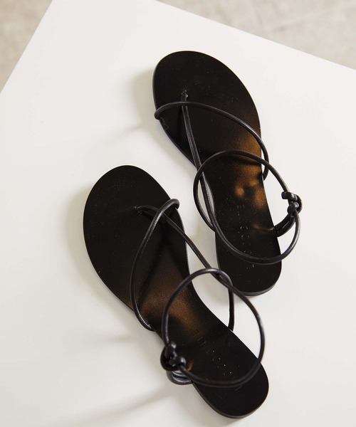 OUVRAGE CLASSE（ウヴラージュクラス）の「【LAOCOONTE/ラオコンテ】Flavia チューブサンダル（サンダル・レディース・ブラック・SMALL/MEDIUM）」の4枚目の写真