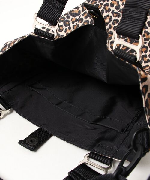 FREDRIK PACKERS（フレドリックパッカーズ）の「・ FREDRIK PACKERS / フレドリックパッカーズ ミッショントート MISSION TOTE XS（ショルダーバッグ・レディース・ベージュ/その他1/ブラック/その他2/ホワイト・FREE）」の7枚目の写真