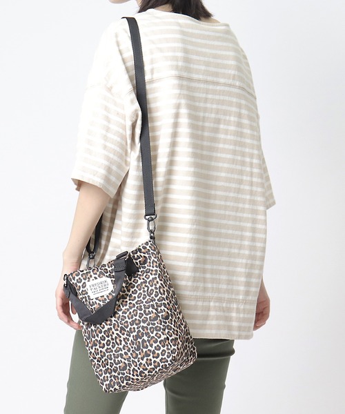 FREDRIK PACKERS（フレドリックパッカーズ）の「・ FREDRIK PACKERS / フレドリックパッカーズ ミッショントート MISSION TOTE XS（ショルダーバッグ・レディース・ベージュ/その他1/ブラック/その他2/ホワイト・FREE）」の12枚目の写真