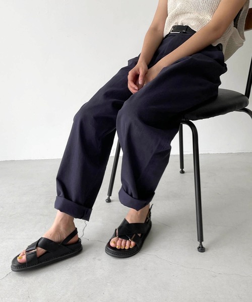 CANAL JEAN（キャナルジーン）の「from Lagoon(フロムラグーン) ゴムソールレザーストラップサンダル（サンダル・レディース・ブラック/ベージュ・38/39/36/37）」の2枚目の写真