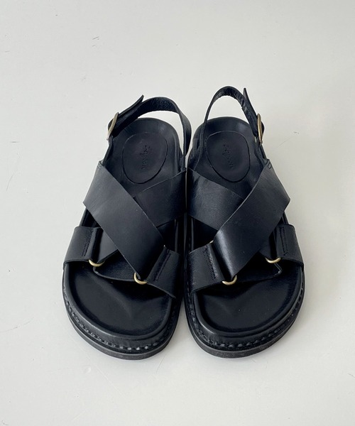 CANAL JEAN（キャナルジーン）の「from Lagoon(フロムラグーン) ゴムソールレザーストラップサンダル（サンダル・レディース・ブラック/ベージュ・38/39/36/37）」の3枚目の写真