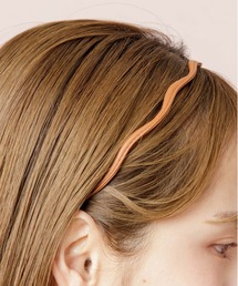flower（フラワー）の「ウェーヴィーレザーヘアバンド（カチューシャ）」