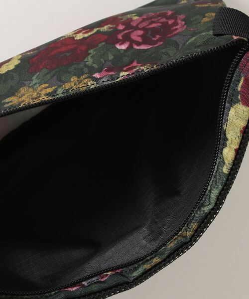GREGORY（グレゴリー）の「ENVELOPE POUCH A4 / エンベロープポーチ A4 / ガーデンタペストリー（ポーチ・メンズ・レッド系その他・FREE）」の4枚目の写真