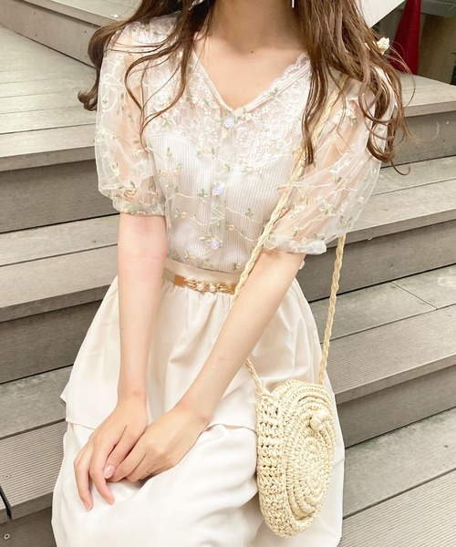 apres jour（アプレジュール）の「2WAY刺繍レースブラウス【ZOZOTOWN限定アイテム】（シャツ/ブラウス・レディース・ホワイト系その他2/アイボリー/オフホワイト/ホワイト系その他・フリー/X-LARGE）」の4枚目の写真