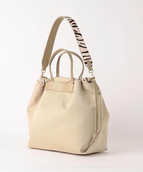 closet story（クローゼットストーリー）の「＜closet story（クローゼットストーリー）＞ ナイロン 3WAY ハンドル トートバッグ（トートバッグ・レディース・ブラック/ベージュ/グレー・FREE）」の5枚目の写真