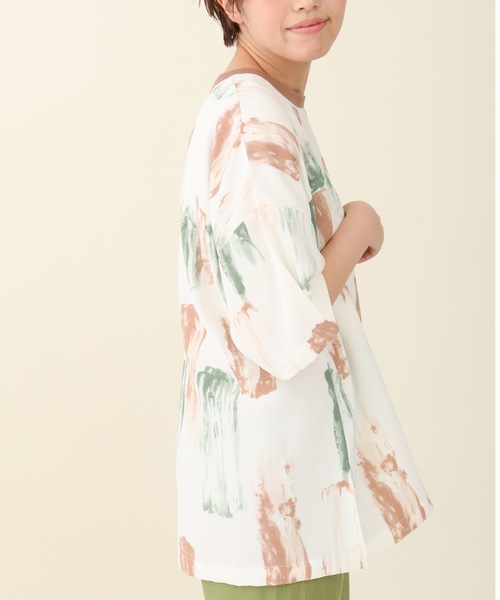 sakishimatokyo(サキシマトーキョー)の「【ZOZO限定】サキシマamp「アート柄ルーズプルオーバー」(Tシャツ/カットソー・レディース・ベージュ/ライトブルー/ブルー・FREE)」の4枚目の写真