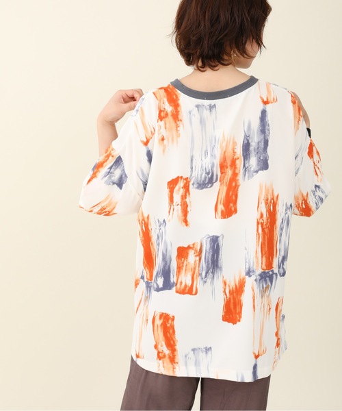 sakishimatokyo(サキシマトーキョー)の「【ZOZO限定】サキシマamp「アート柄ルーズプルオーバー」(Tシャツ/カットソー・レディース・ベージュ/ライトブルー/ブルー・FREE)」の6枚目の写真