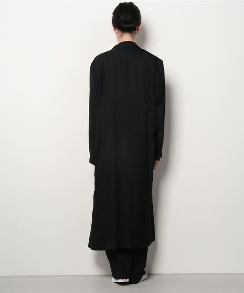 DRESSEDUNDRESSED(ドレスドアンドレスド)の「DRESSEDUNDRESSED Cupro Paisley Robe (DUW21531)(その他アウター・メンズ・ブラック・3)」の8枚目の写真