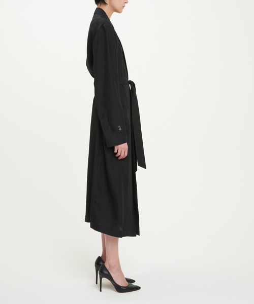 DRESSEDUNDRESSED(ドレスドアンドレスド)の「DRESSEDUNDRESSED Cupro Paisley Robe (DUW21531)(その他アウター・メンズ・ブラック・3)」の5枚目の写真