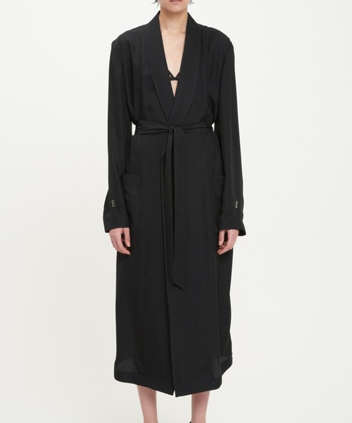 DRESSEDUNDRESSED(ドレスドアンドレスド)の「DRESSEDUNDRESSED Cupro Paisley Robe (DUW21531)(その他アウター・メンズ・ブラック・3)」の2枚目の写真