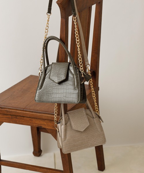 COLONY 2139(コロニートゥーワンスリーナイン)の「クロコ台形2Wayチェーンミニショルダーバッグ/ハンドバッグ(ショルダーバッグ・レディース・ブラック/ベージュ/カーキ/ブルー・FREE)」の12枚目の写真
