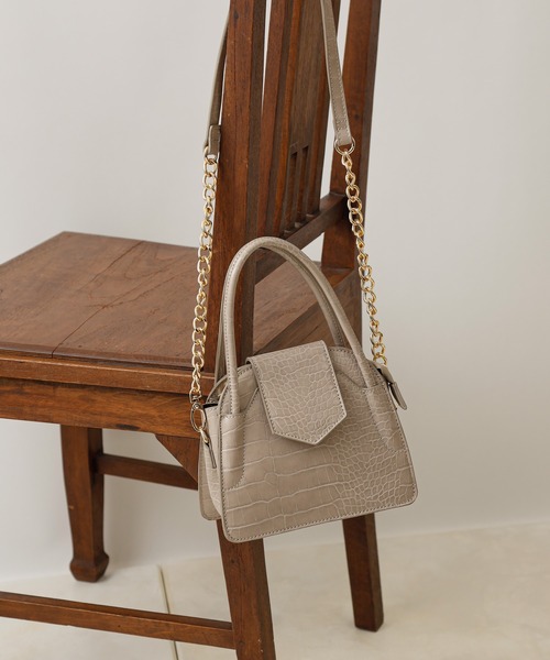COLONY 2139(コロニートゥーワンスリーナイン)の「クロコ台形2Wayチェーンミニショルダーバッグ/ハンドバッグ(ショルダーバッグ・レディース・ブラック/ベージュ/カーキ/ブルー・FREE)」の20枚目の写真