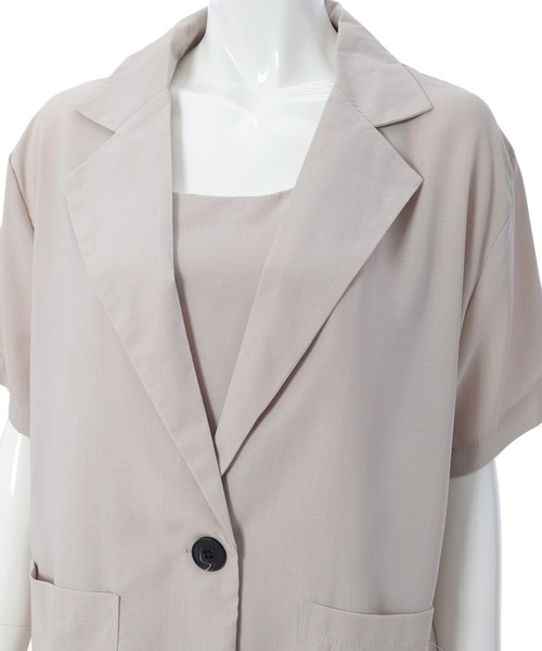 fifth calin(フィフスカラン)の「キャミ付き半袖ジャケットセットアップ(セットアップ・レディース・ネイビー/ピンク/グレイッシュベージュ・MEDIUM)」の8枚目の写真