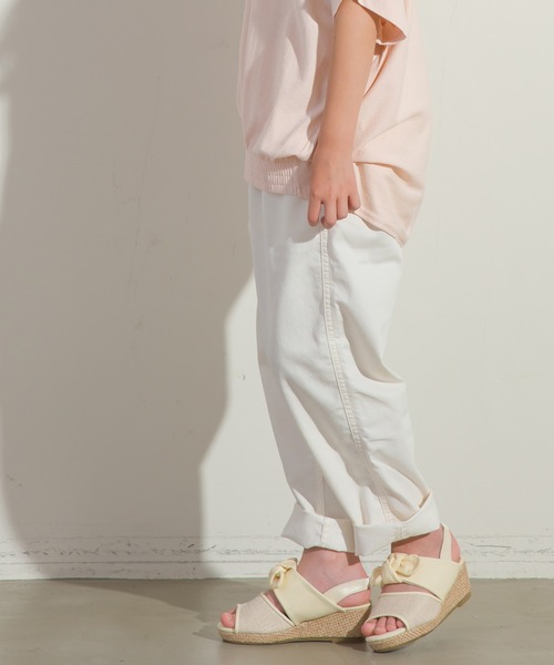 OMNES（オムネス）の「キッズ リボンウェッジソールサンダル（サンダル・キッズ・ホワイト/ブラック系その他・23.0cm/22.0cm/19.0cm/20.0cm/21.0cm）」の4枚目の写真