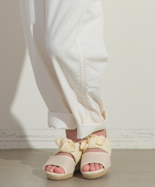 OMNES（オムネス）の「キッズ リボンウェッジソールサンダル（サンダル・キッズ・ホワイト/ブラック系その他・23.0cm/22.0cm/19.0cm/20.0cm/21.0cm）」の9枚目の写真