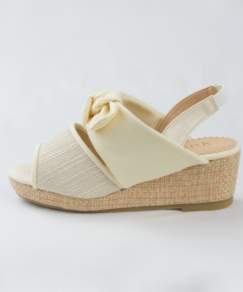 OMNES（オムネス）の「キッズ リボンウェッジソールサンダル（サンダル・キッズ・ホワイト/ブラック系その他・23.0cm/22.0cm/19.0cm/20.0cm/21.0cm）」の17枚目の写真