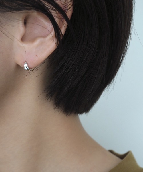 Jenny BY IMMANOEL(ジェニーバイイマノエル)の「silver925 ミニラップピアス&スネークネックレス(ネックレス・レディース・シルバー/ゴールド/ピンクゴールド・FREE)」の17枚目の写真