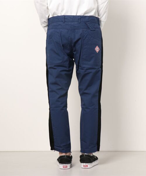 SUNNY  SPORTS（サニースポーツ）の「SUNNY SPORTS/サニースポーツ RE-MAKE CUTTING　PANTS（チノパンツ・メンズ・ネイビー・MEDIUM）」の2枚目の写真