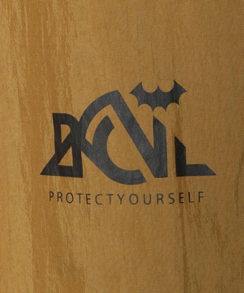 Back Channel(バックチャンネル)の「NYLON TRACK PANTS(その他パンツ・メンズ・ブラック/ベージュ系その他/チャコール・SMALL/MEDIUM/LARGE/X-LARGE/XX-LARGE)」の21枚目の写真