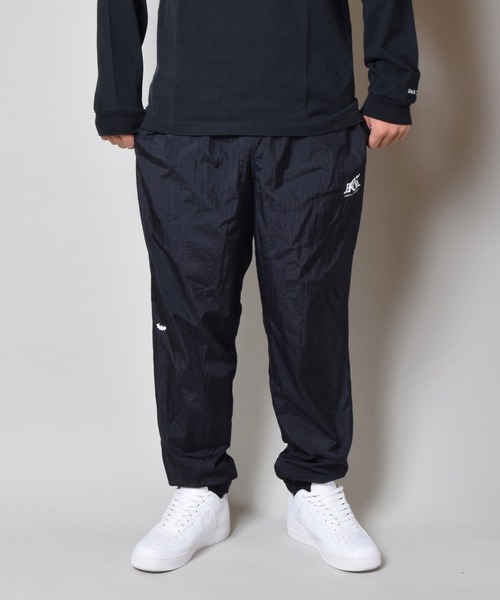 Back Channel(バックチャンネル)の「NYLON TRACK PANTS(その他パンツ・メンズ・ブラック/ベージュ系その他/チャコール・SMALL/MEDIUM/LARGE/X-LARGE/XX-LARGE)」の5枚目の写真