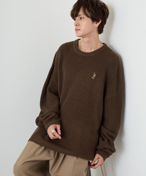 U.S. POLO ASSN.(ユーエスポロアッスン)の「U.S. POLO ASSN. / ユーエスポロアッスン 別注 ビッグシルエット ロゴ刺繍 クルーネックニット(ニット/セーター・メンズ・ブラック/グレー/アイボリー/ダークグレー/グレイッシュベージュ/グレイッシュブルー/ダークグリーン/ブラウン/ネイビー/オリーブ・M/L)」の16枚目の写真