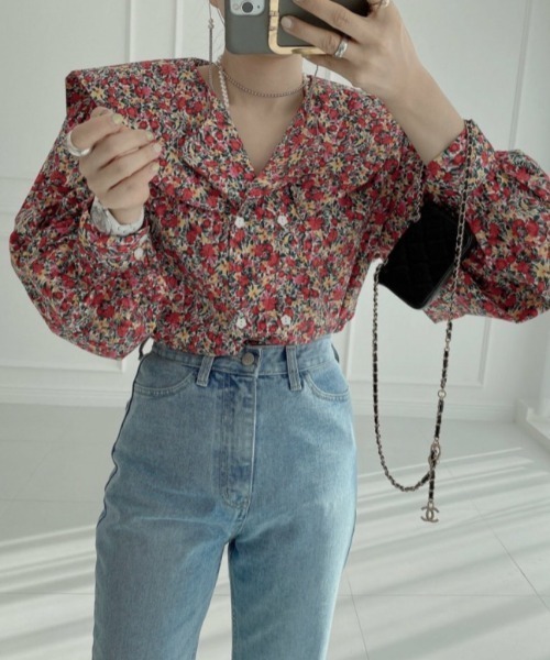 Diosfront（ディオスフロント）の「ダブルボタンBIG衿ボリュウームブラウス（シャツ/ブラウス・レディース・ホワイト/ベージュ/レッド・FREE）」の5枚目の写真