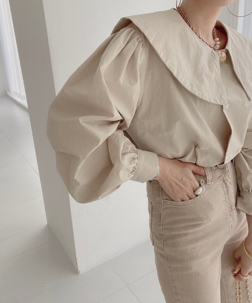 Diosfront（ディオスフロント）の「ダブルボタンBIG衿ボリュウームブラウス（シャツ/ブラウス・レディース・ホワイト/ベージュ/レッド・FREE）」の13枚目の写真