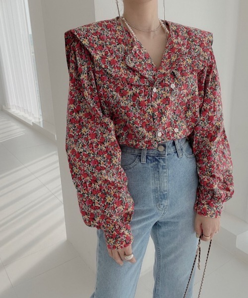 Diosfront（ディオスフロント）の「ダブルボタンBIG衿ボリュウームブラウス（シャツ/ブラウス・レディース・ホワイト/ベージュ/レッド・FREE）」の7枚目の写真