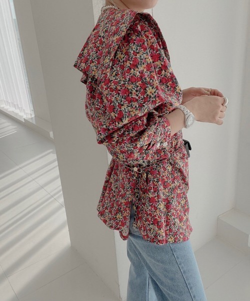 Diosfront（ディオスフロント）の「ダブルボタンBIG衿ボリュウームブラウス（シャツ/ブラウス・レディース・ホワイト/ベージュ/レッド・FREE）」の9枚目の写真