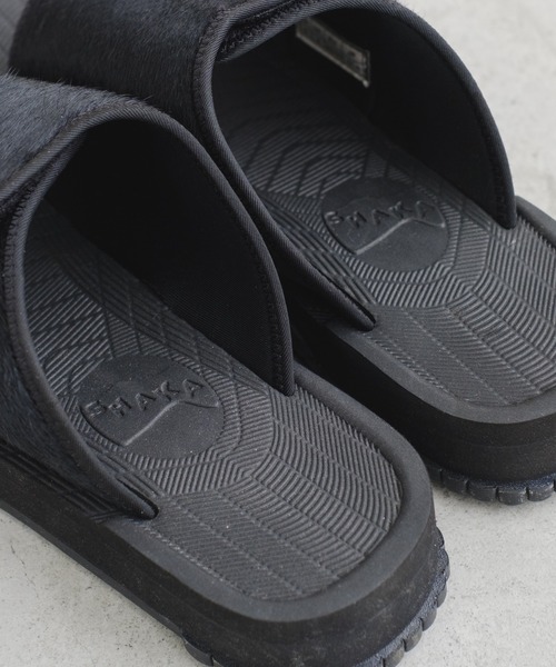 SHAKA(シャカ)の「【SHAKA】X-PACKER COWHAIR(サンダル・レディース・ブラック系その他/ブラック系1/ブラック系2/ブラック/ブラウン/ブラック系その他2・10/12/25/23/24/27cm/26cm)」の19枚目の写真