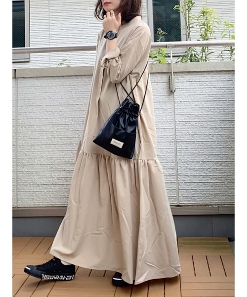 La-gemme（ラジェム）の「バンドカラー裾ティアードワンピース（ワンピース・レディース・ホワイト/ブラック/ベージュ/カーキ・フリー）」の19枚目の写真