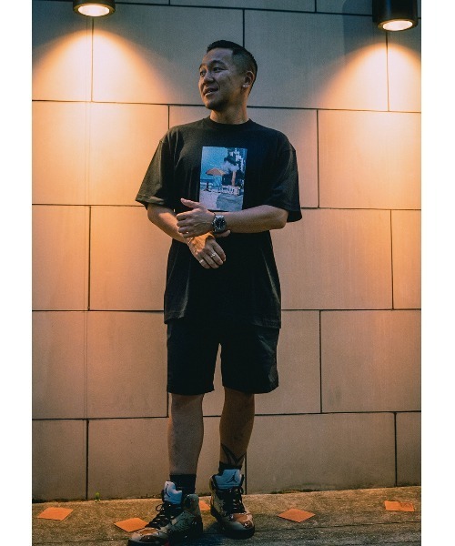 esutoreja(エストレジャ)の「The Beach and the CityTシャツ(Tシャツ/カットソー・レディース・ブラック・L/S/XL/M)」の7枚目の写真