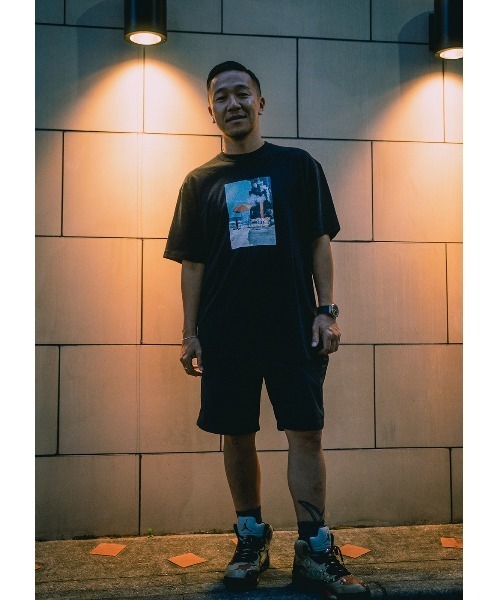 esutoreja(エストレジャ)の「The Beach and the CityTシャツ(Tシャツ/カットソー・レディース・ブラック・L/S/XL/M)」の8枚目の写真
