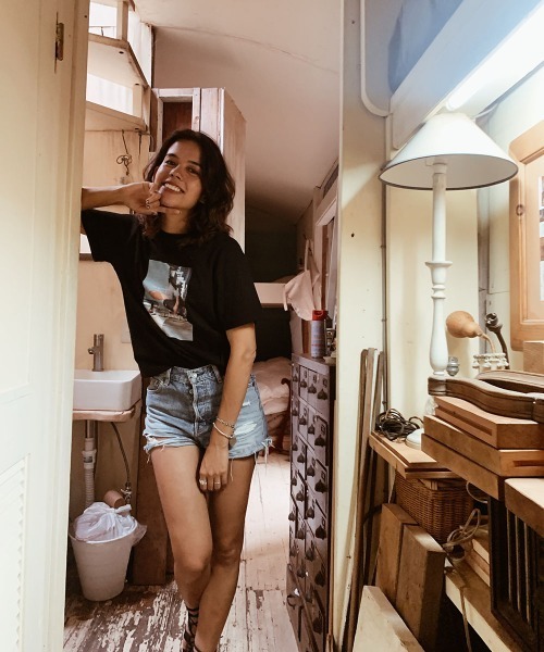 esutoreja(エストレジャ)の「The Beach and the CityTシャツ(Tシャツ/カットソー・レディース・ブラック・L/S/XL/M)」の12枚目の写真